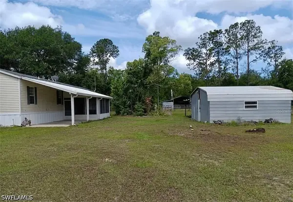 17749 SE 156th Place Road, Weirsdale, FL 32195