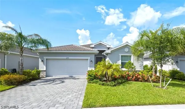 2294 Avocado Lane, Naples, FL 34120