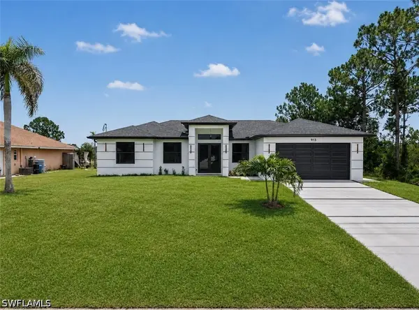 913 Joponica Avenue S, Lehigh Acres, FL 33974