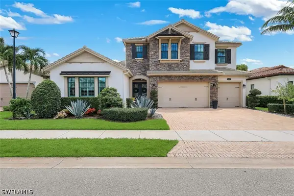 9458 Greenleigh Court, Naples, FL 34120