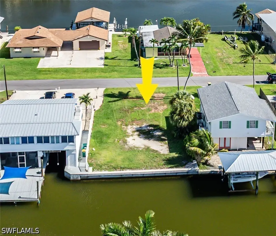 574 Coconut Avenue S, Goodland, FL 34140 - #1