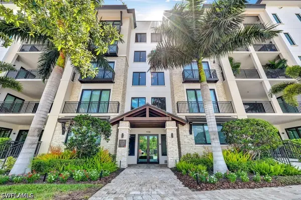 1130 3rd Avenue S #512, Naples, FL 34102