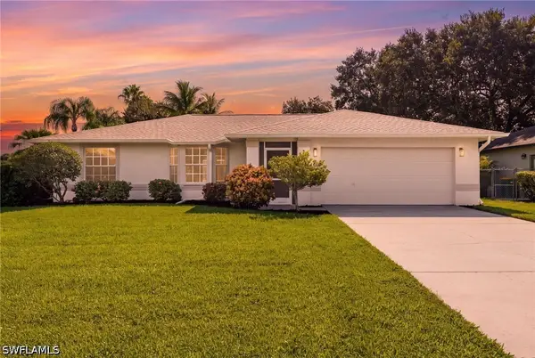 3278 Red Blush Way, Naples, FL 34120