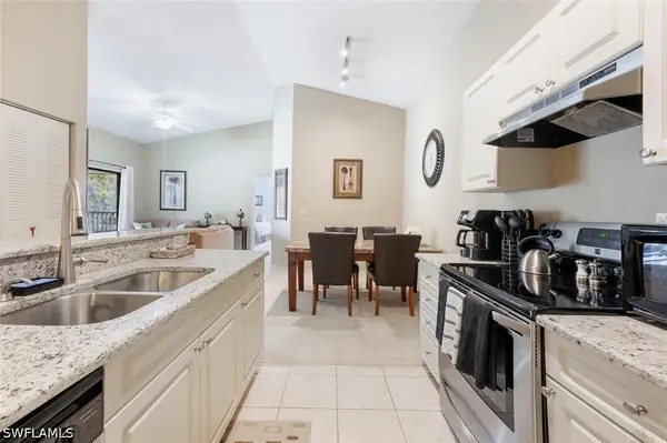 2190 Arbour Walk Circle #2221, Naples, FL 34109