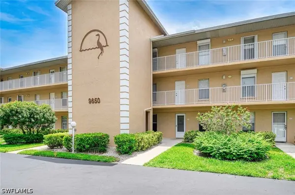 9650 Victoria Lane #104, Naples, FL 34109