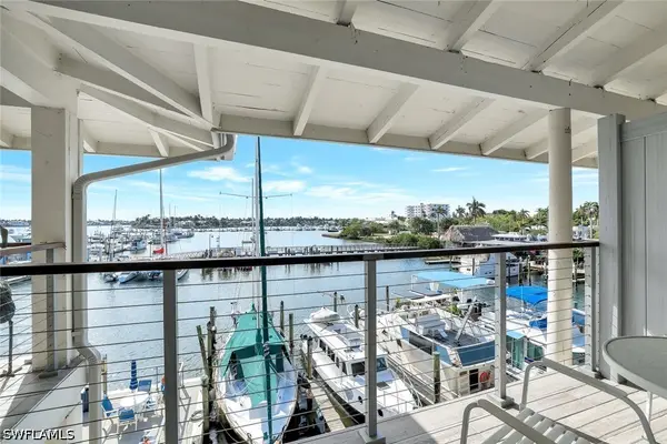 900 Broad Avenue S #320, Naples, FL 34102