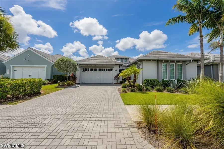 6386 Warwick Avenue, Naples, FL 34113 - #2
