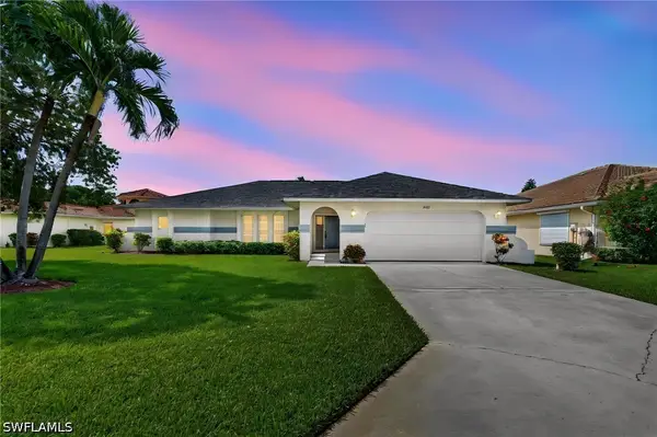 5184 Harrogate Court, Naples, FL 34112