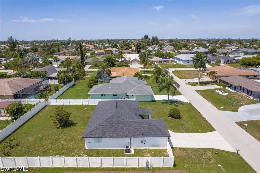610 SE 21st Lane, Cape Coral, FL 33990 - #3
