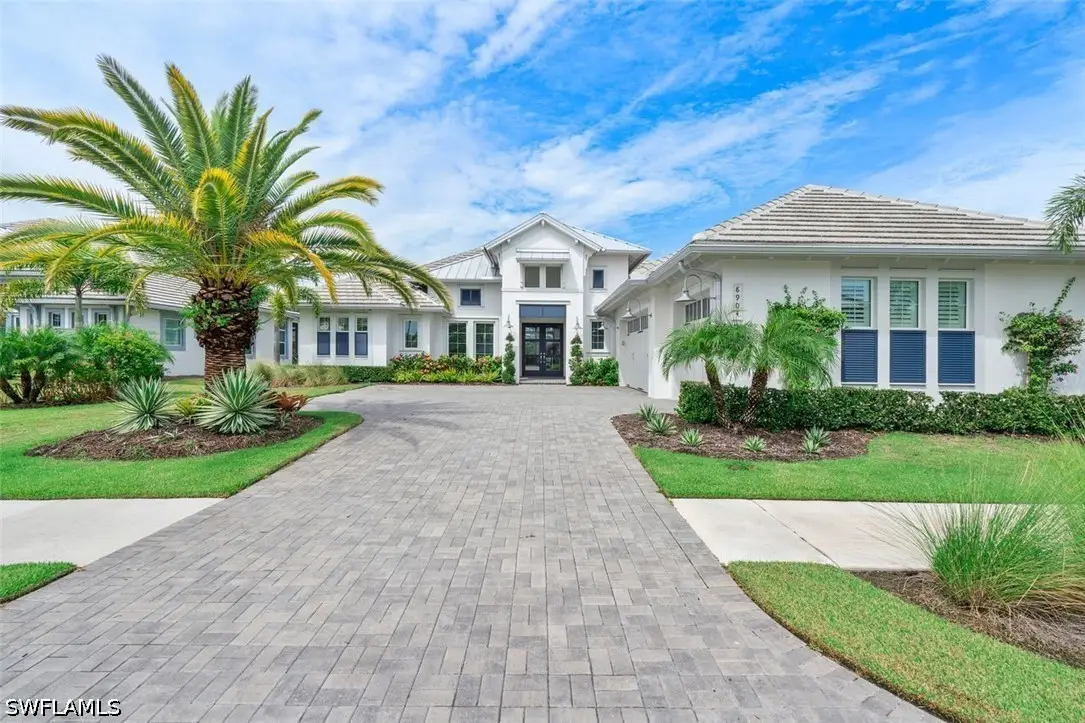 8904 Nevis Way, Naples, FL 34112 - #1