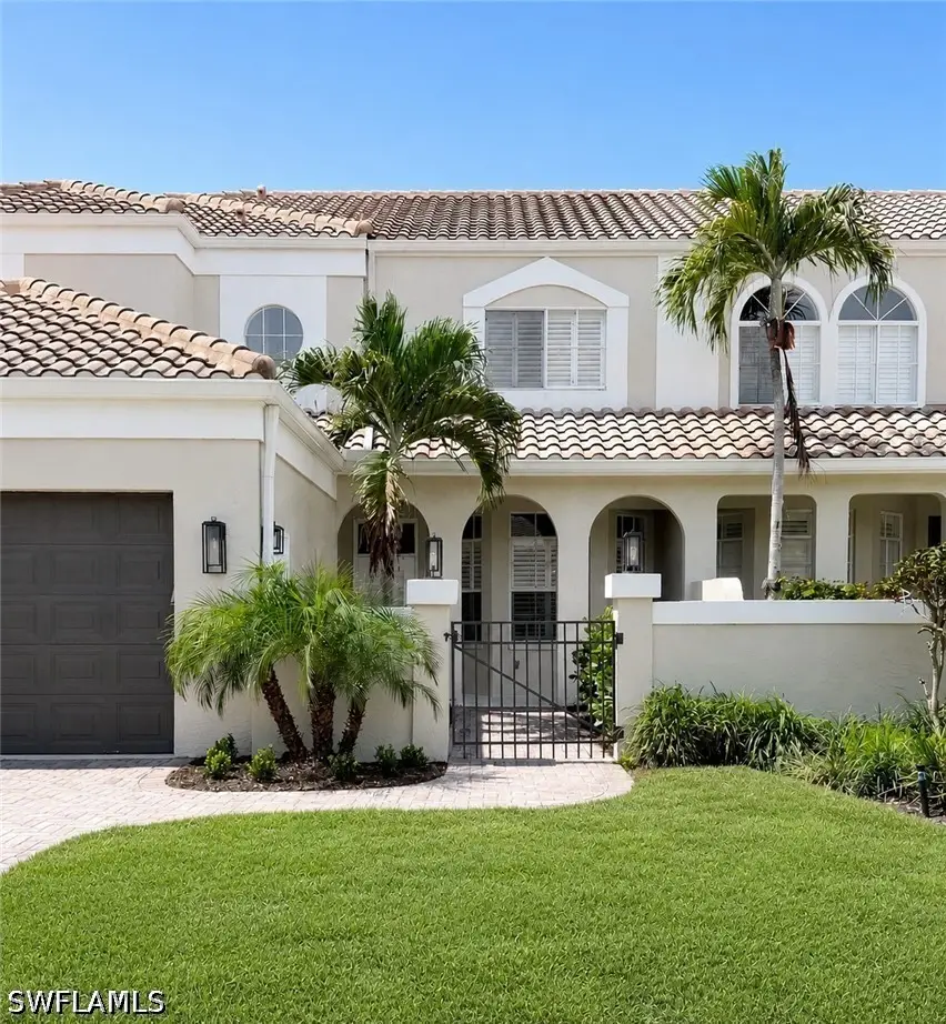 4872 W Boulevard Court, Naples, FL 34103 - #1
