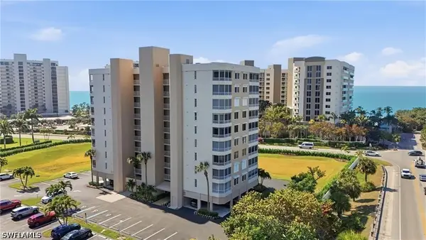 11118 Gulf Shore Drive #A803, Naples, FL 34108