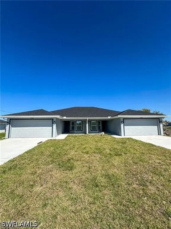 832 Burns Avenue S, Lehigh Acres, FL 33974