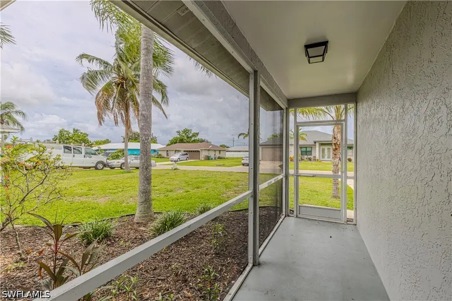 216 SE 27th Terrace, Cape Coral, FL 33904 - #2