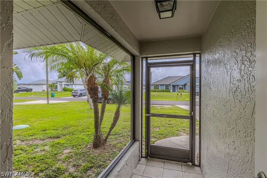 321 NE 10th Street, Cape Coral, FL 33909 - #2