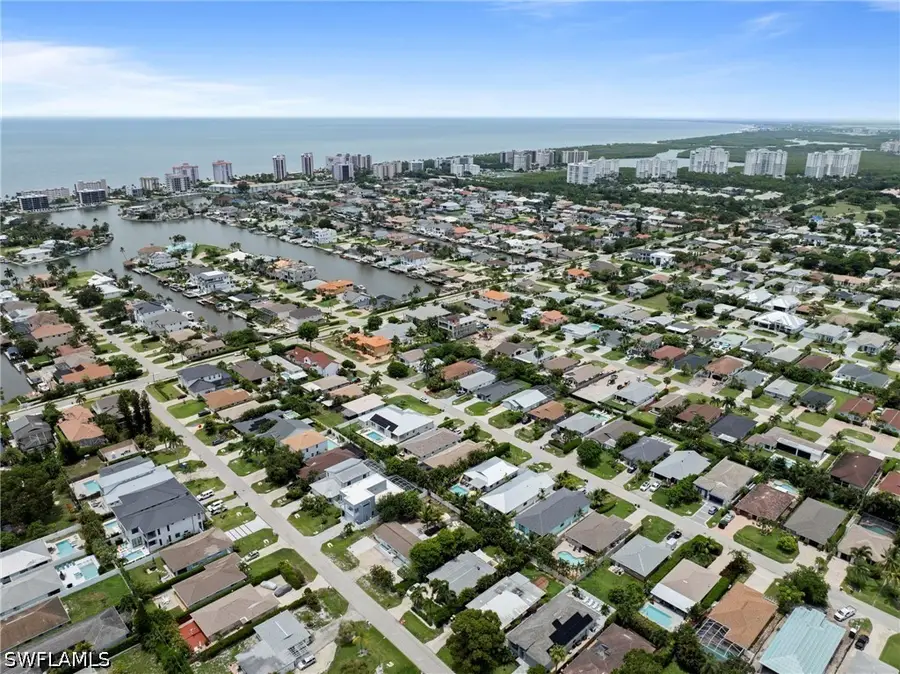 538 104th Avenue N, Naples, FL 34108 - #3