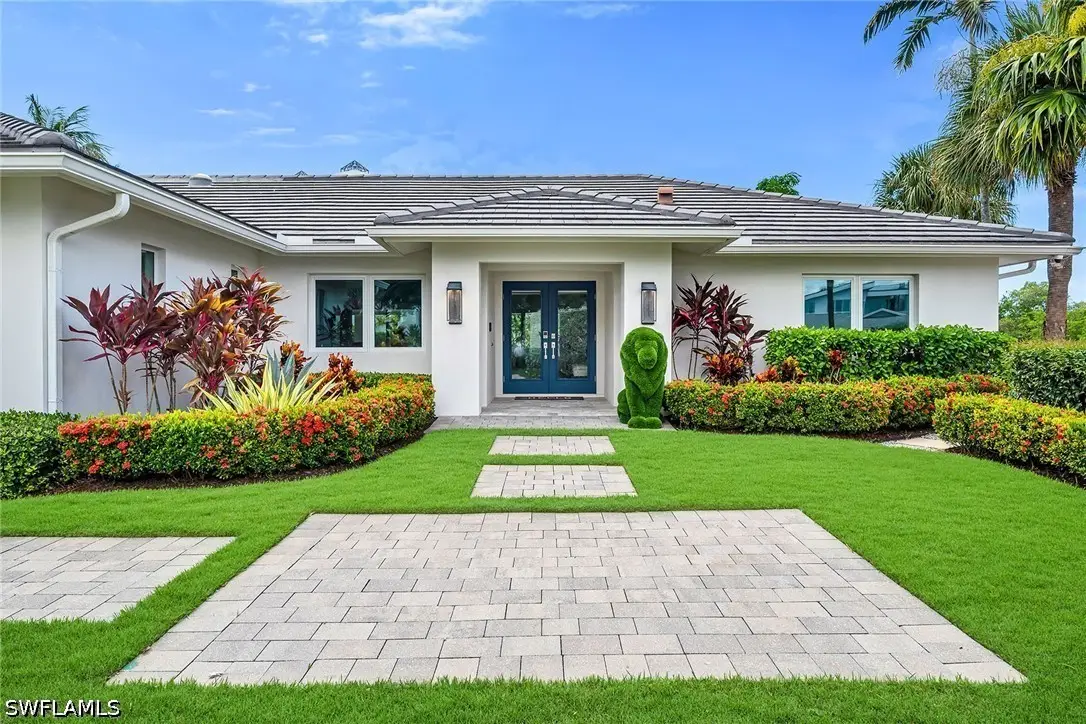 5215 Seashell Avenue, Naples, FL 34103 - #1
