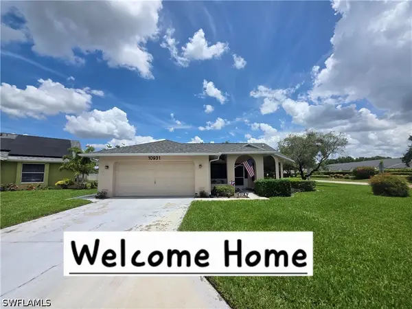 10931 Helm Court, Naples, FL 34109