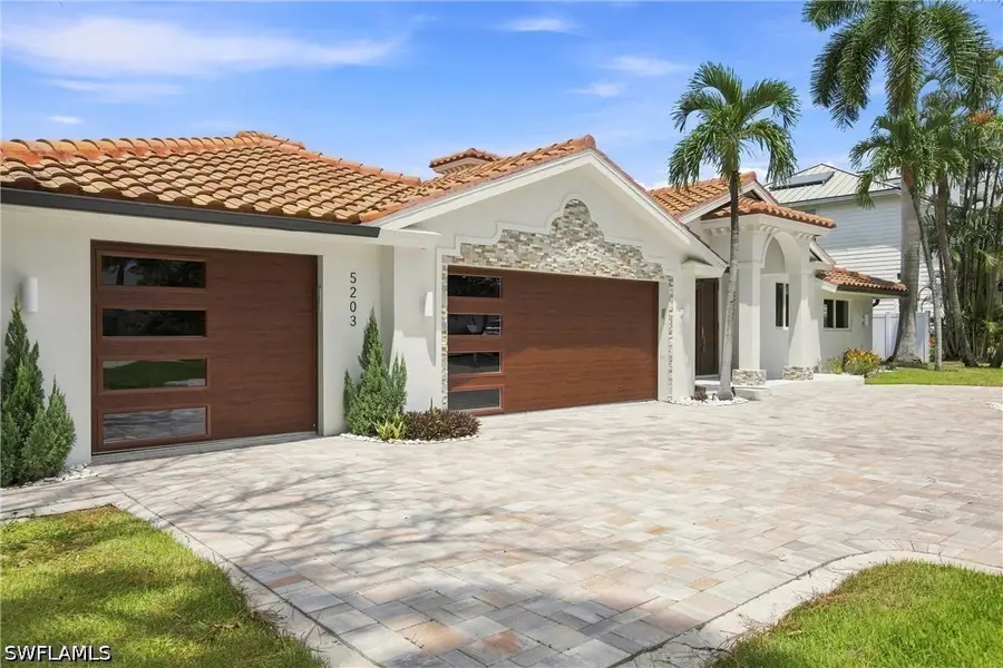 5203 Starfish Avenue, Naples, FL 34103 - #2
