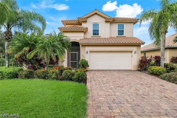 9704 Cobalt Cove Circle, Naples, FL 34120