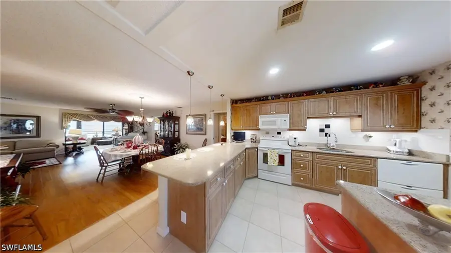 1527 Edgewater Circle, Fort Myers, FL 33919 - #2