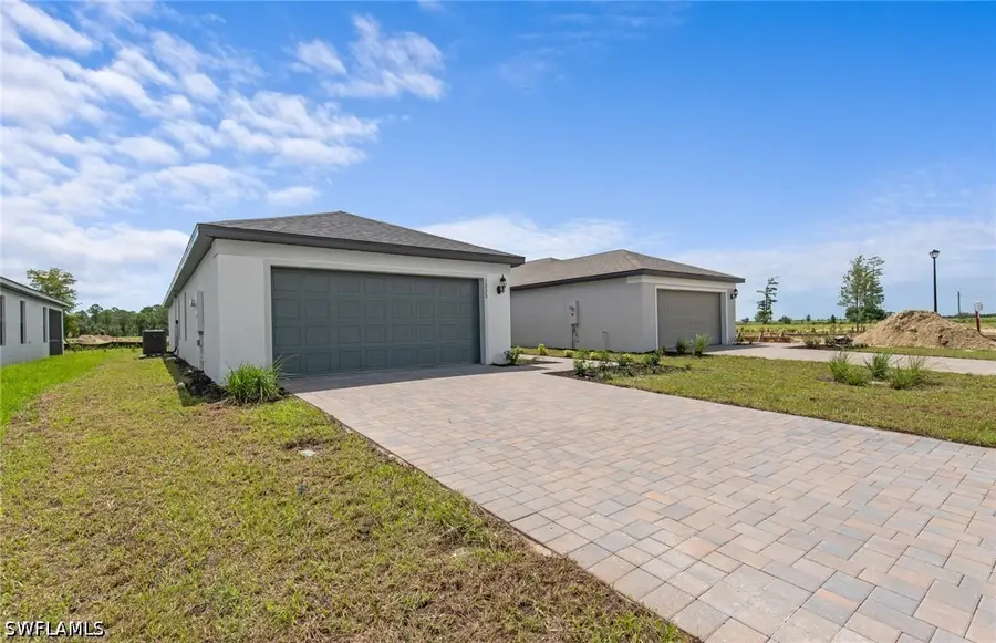 1222 Caloosa Cove Drive, Labelle, FL 33935 - #2