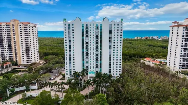 7515 Pelican Bay Boulevard #6B, Naples, FL 34108
