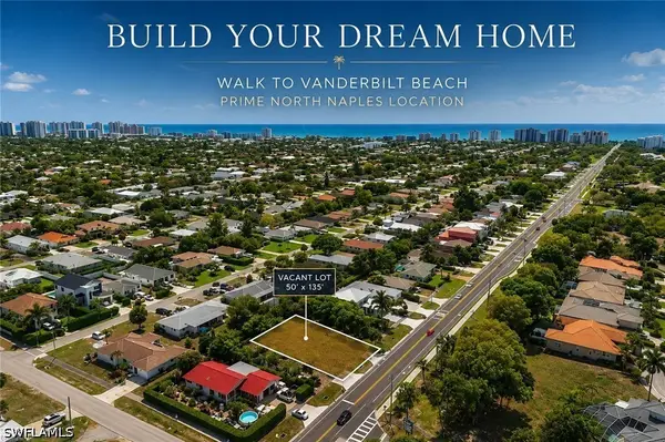 686 111th Avenue N, Naples, FL 34108
