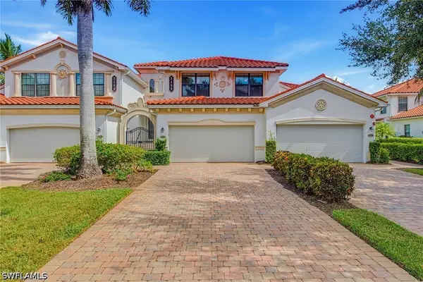 3153 Aviamar Circle #202, Naples, FL 34114