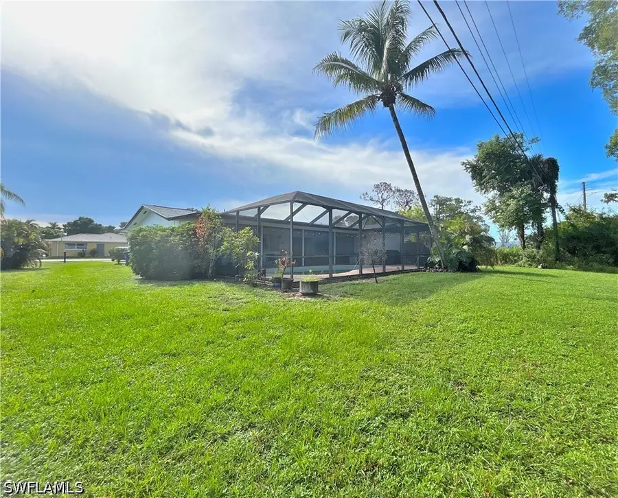 8512 Fordham Street, Fort Myers, FL 33907 - #3