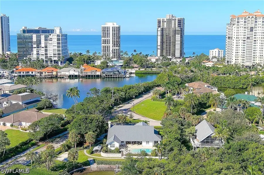 5042 Seahorse Avenue, Naples, FL 34103 - #2
