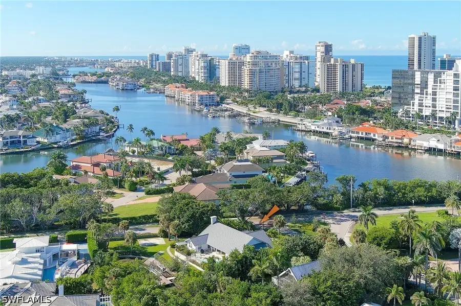 5042 Seahorse Avenue, Naples, FL 34103 - #3