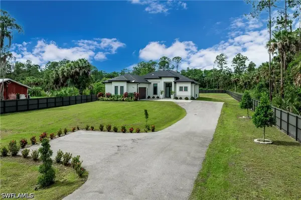 490 39th Avenue Ne, Naples, FL 34120