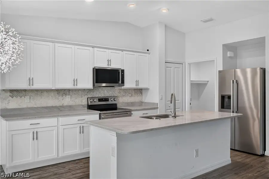 204 NW 28th Terrace, Cape Coral, FL 33993 - #2