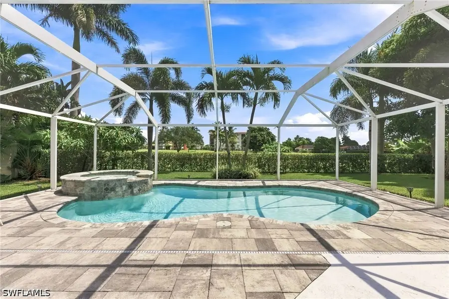350 Pinehurst Circle, Naples, FL 34113 - #2