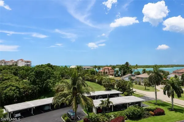 60 Pelican Street W #602, Naples, FL 34113