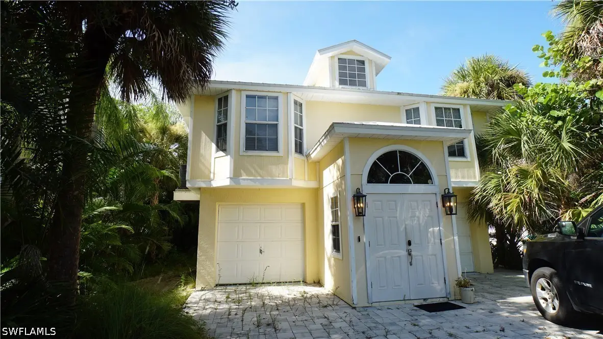 779 Park Avenue, Naples, FL 34110 - #1