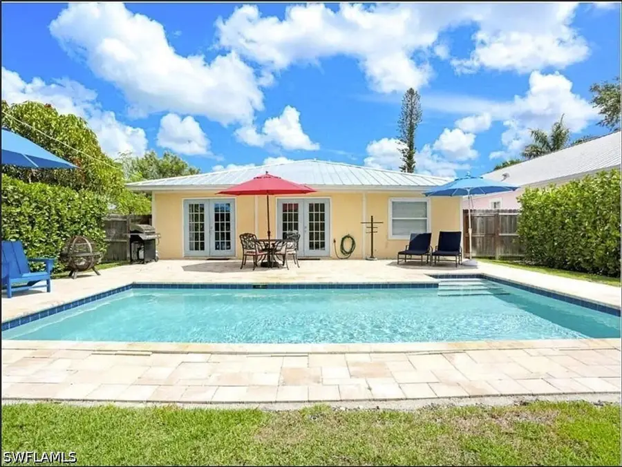 856 98th Avenue N, Naples, FL 34108 - #2
