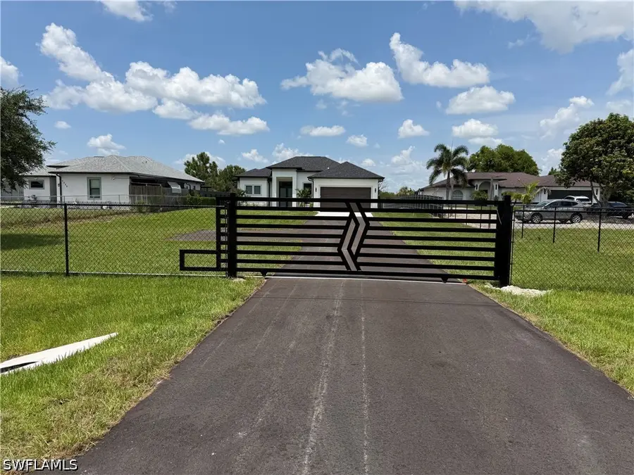 3237 29th Avenue Ne, Naples, FL 34120 - #2