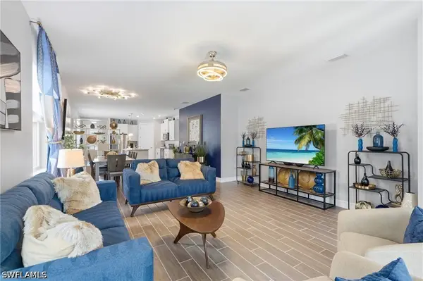 28395 Captiva Shell Loop, Bonita Springs, FL 34135