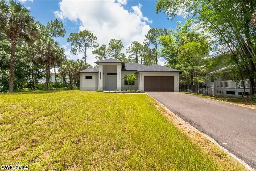 1061 20th Avenue Ne, Naples, FL 34120 - #1