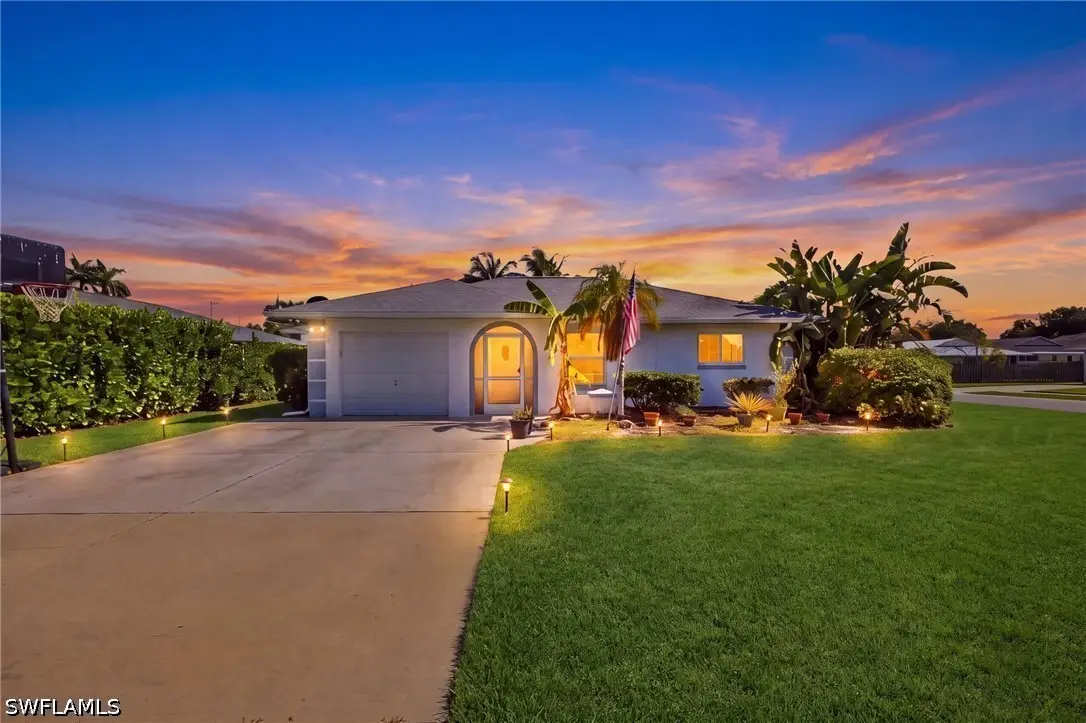 702 109th Avenue N, Naples, FL 34108 - #1