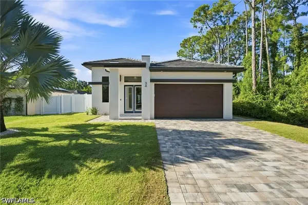 34 6th Street, Bonita Springs, FL 34134