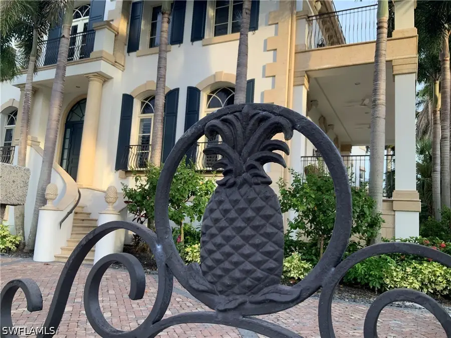 40 5th Avenue S, Naples, FL 34102 - #3