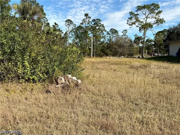 745 Oro Avenue S, Lehigh Acres, FL 33974