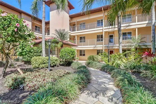 1025 Foxfire Lane #303, Naples, FL 34104