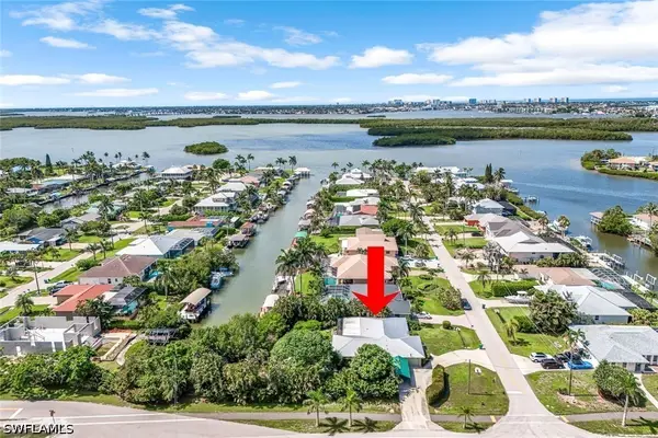 401 Panay Avenue, Naples, FL 34113