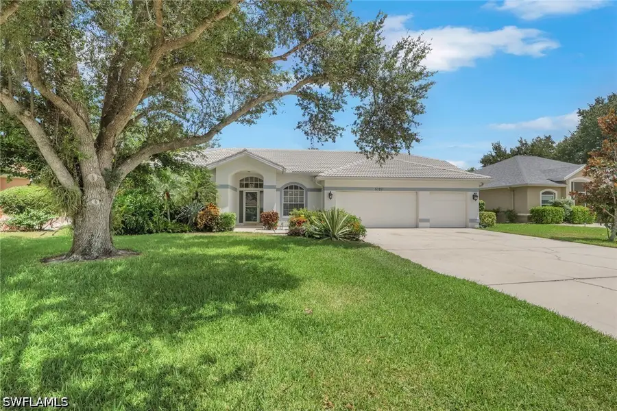 5121 Coldstream Lane, Naples, FL 34104 - #2
