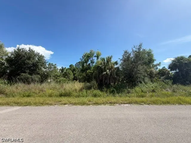 512 47th Avenue Ne, Naples, FL 34120 - #1