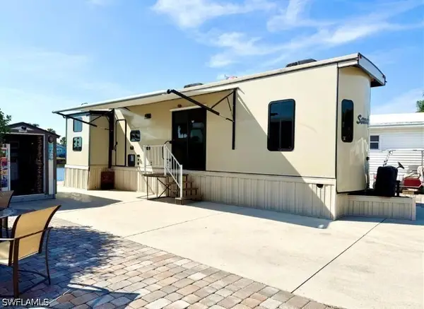564 Cattleya Refuge #564, Naples, FL 34114